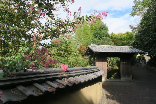 Das Dach mit diesen markanten Strukturen ist ziemlich einzigartig, Kitsuki, Oita, Japan