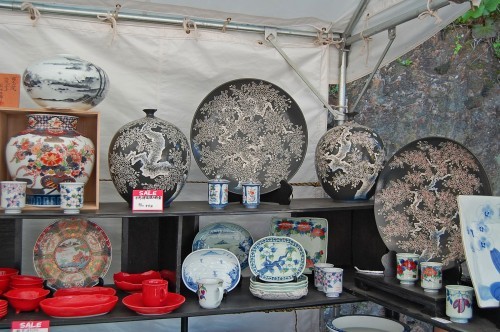 Artículos de cerámica a la venta en Hasami (Japón).