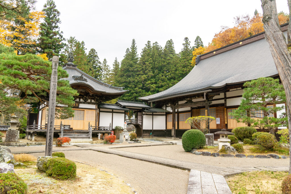 Ruta de templos Higashiyama en Takayama