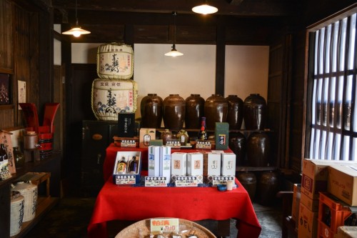 Fábrica de sake Kotegawa en Usuki, Oita.