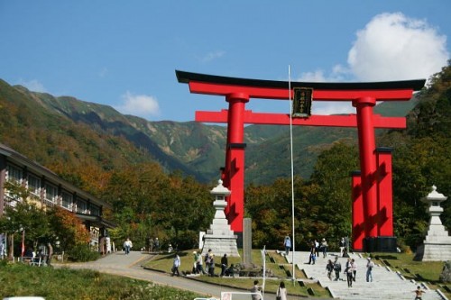Arco torii de Haguro.