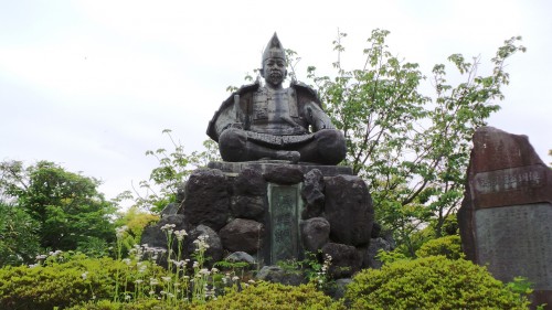 Statue du samouraï Minamoto no Yoritomo, fondateur du Shogunat de Kamakura 