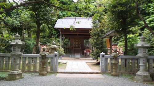 Vue du sanctuaire Kuzuharagaoka  à Kamakura