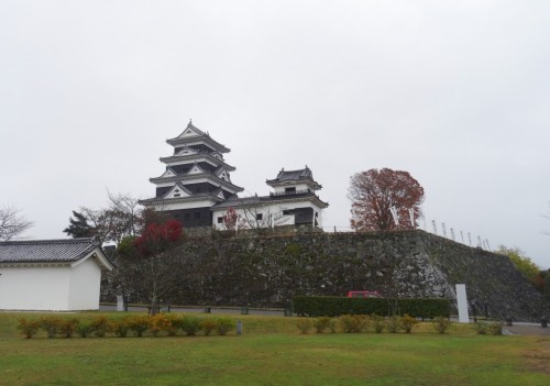 Château d'Ozu, Ehime, château japonais, murailles