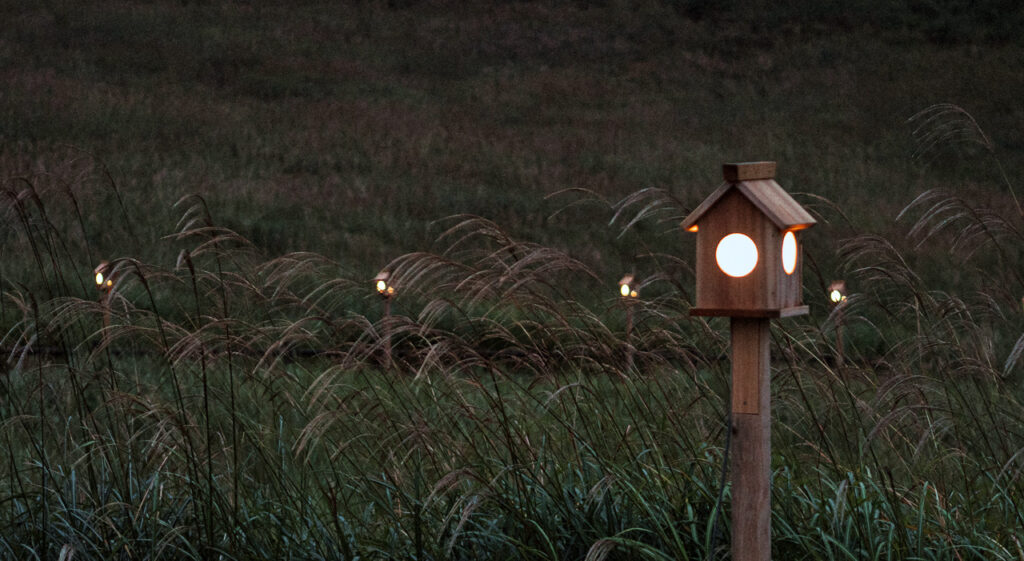 Soni Highlands à la tombée de la nuit