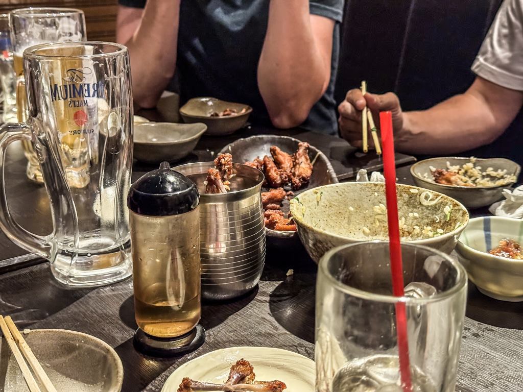 Izakaya dans la capitale