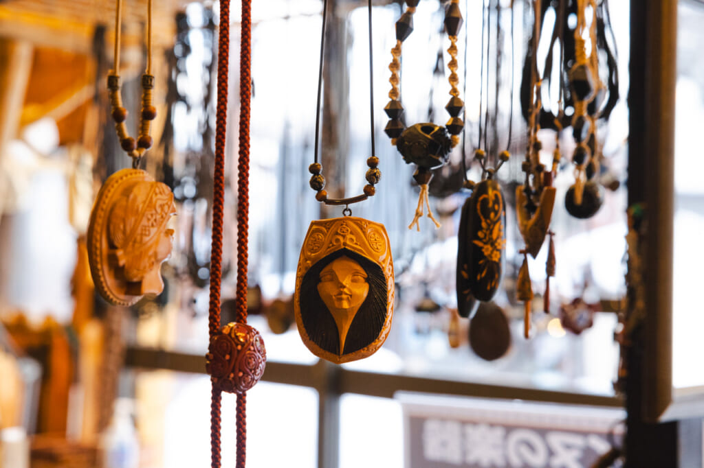 Arts traditionnels Aïnou