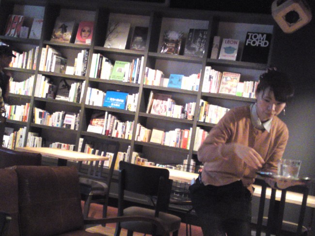 Western-style Café-restaurant: Blue Books Café in Shizuoka City!