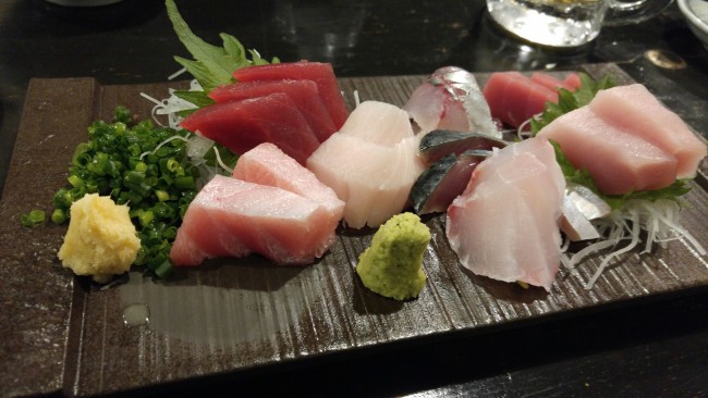 sashimi, izakaya, inn, tavern, restaurant, food, drinks, sushi
