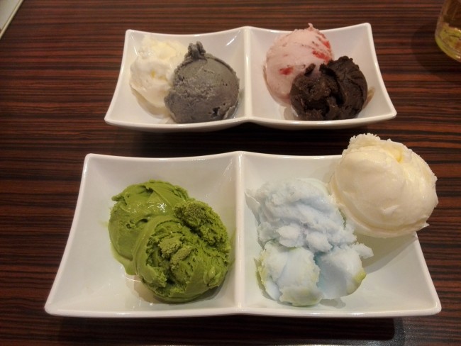 ice cream at Sweets Pradise, a popular Japanese restaurant that offers all you can eat tabehoudai 