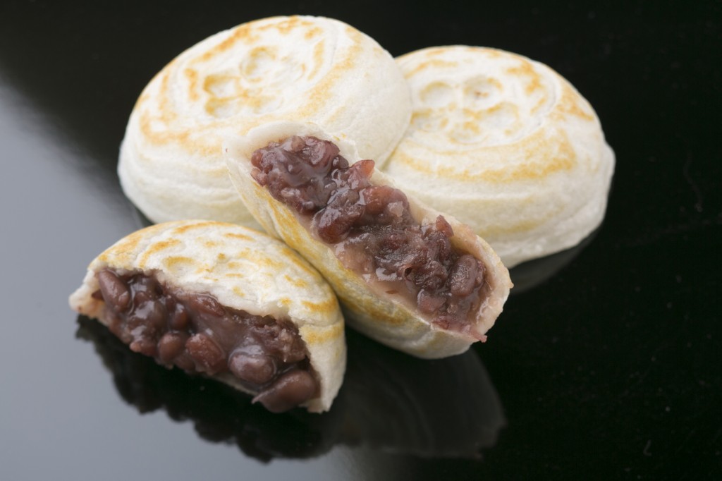 Trying A Famous Local Sweet, Umegae Mochi