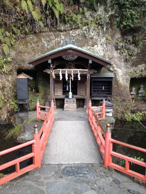 small shrine in Kamakura, a place filled with history
