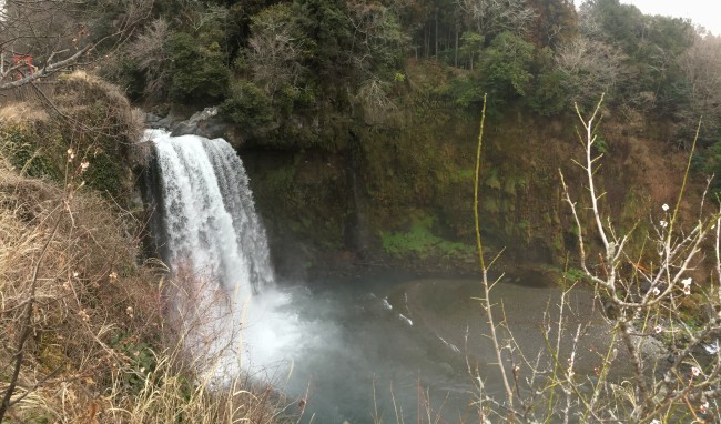Otodome Falls in Shizuoka can be veiwed from the path as part of the outdoor nature experience