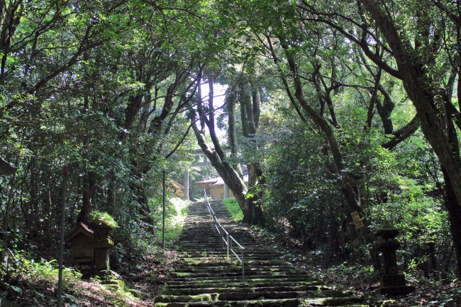Staircase to Hananonamida shrine on Kinpo Mountain.