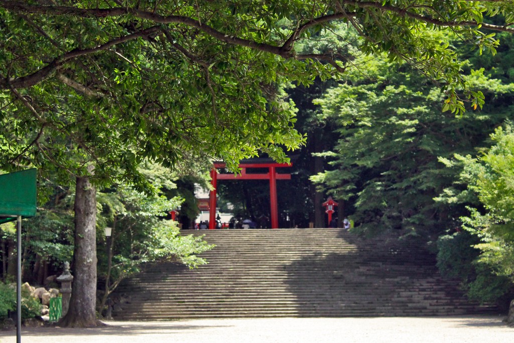 Kirishima Jingu Shrine torii seen from afar.