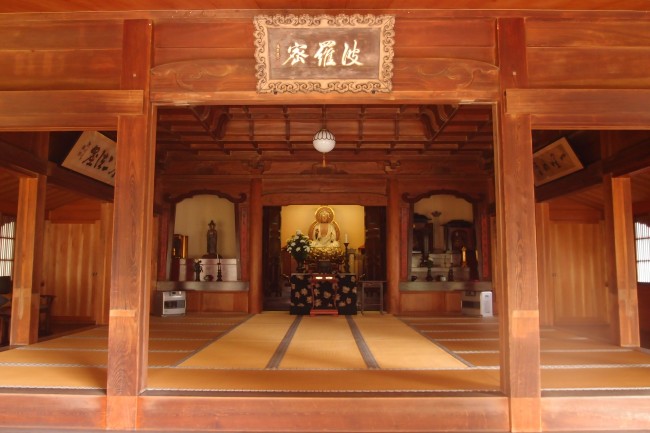 Living, not musty, Tokeiji temple history; Kamakura