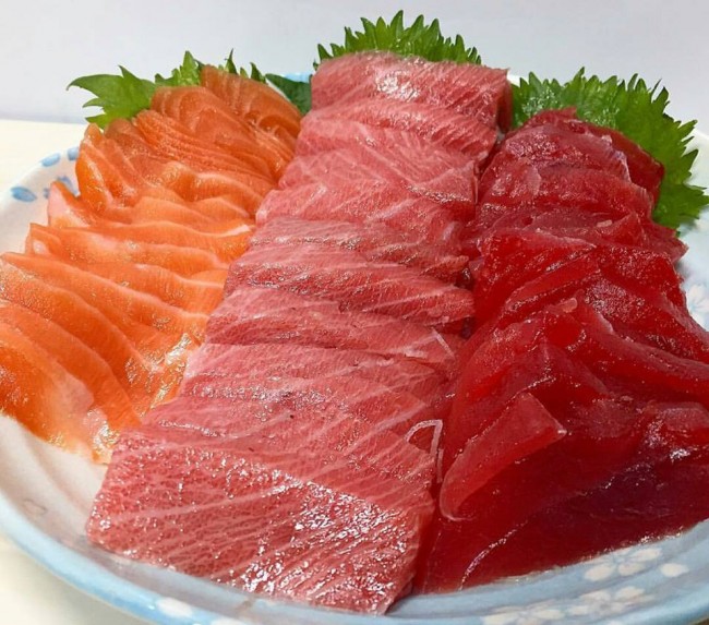 Osaka sashimi, Japanese food with little garnish over fresh fish
