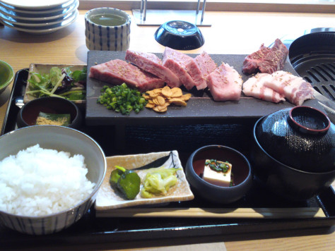 Local wagyu beef at Sunpu No Nikudokoro restaurant, Shizuoka