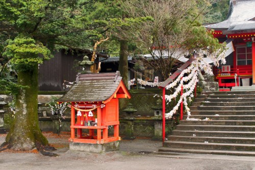 Little shrine before the stairs to the main area of Toyotama shrine in Kagoshima.