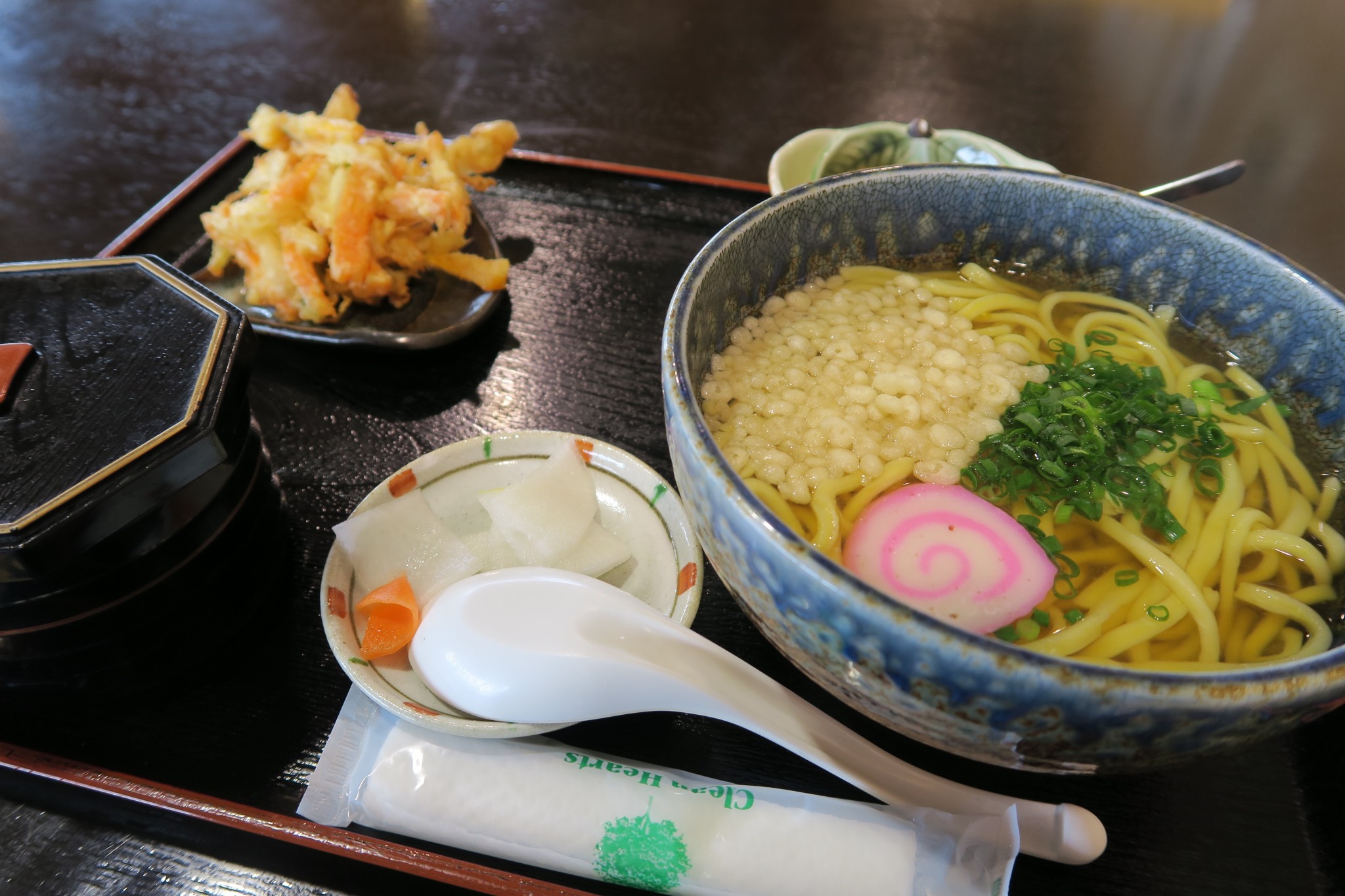 Sakurajima’s Hinoshima Megumi-kan Rest Stop: Orange Noodles?!