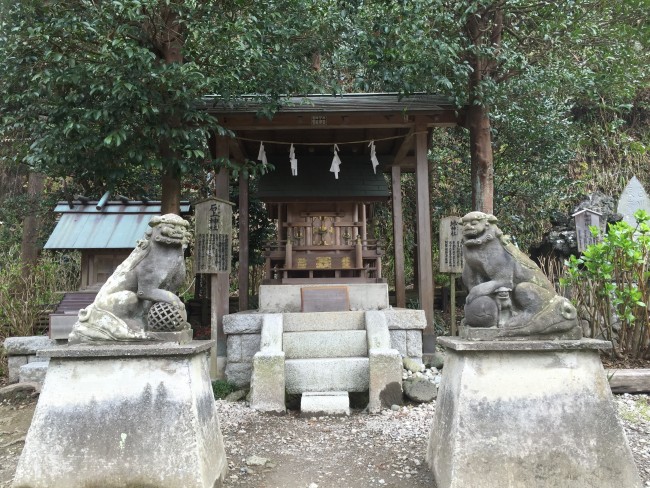 Guardian Shinto statues at Goryo Shrine, Kamakura