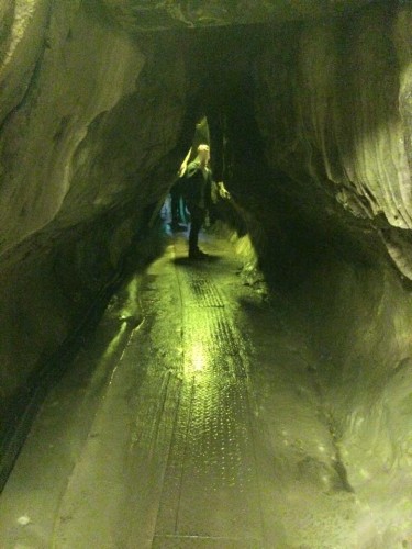 walking in a cave in Ikura-do in Okayama.