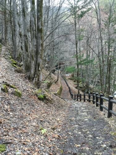 Hiking trails in Shirahone onsen (hot springs)