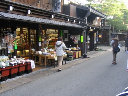 Takayama shopping street