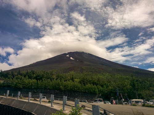 Needles to say,Mt Fuji is the highest mountain in Japan and promise us unforgettable memories!