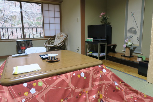 Komatsu setting in the room, Shima onsen Ryokan