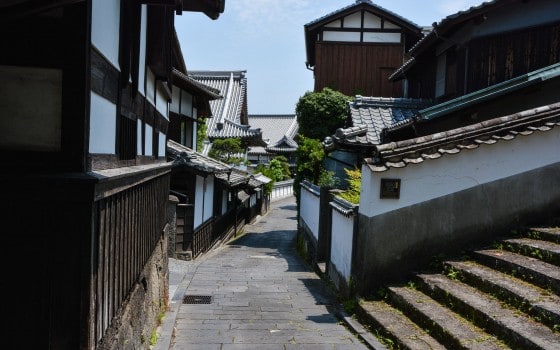 Discover the Old Town of Usuki, Oita - VOYAPON