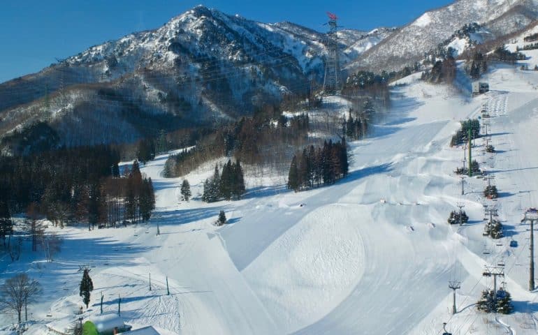 Enjoy Skiing at Naeba, One of Japan's Top Ski Resorts - VOYAPON