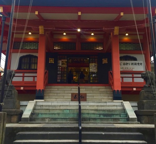 Kagurazaka Neighborhood Guide Walking Tokyo Japan Zenkoku-ji Buddhist Temple