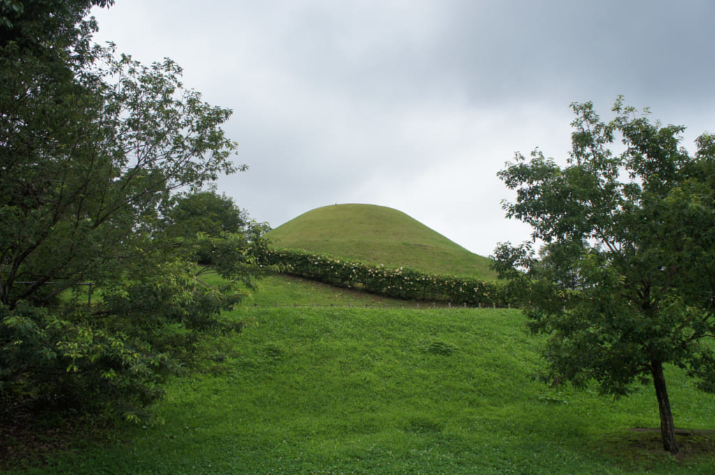 The Takamatsuzuka kofun, in Asuka, Nara